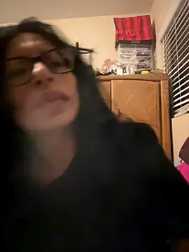 myloveforyouu online show from 10-13-25, 05:40