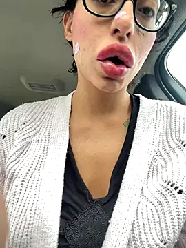 myloveforyouu online show from 11-01-25, 03:25