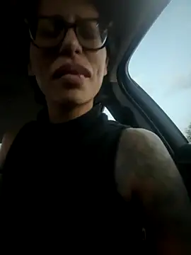 myloveforyouu online show from 11-22-25, 11:48