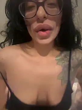 myloveforyouu online show from 11-26-25, 12:50