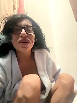 myloveforyouu online show from 11-28-25, 01:58