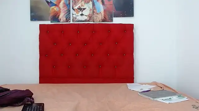 SweetLatiin  online show from 09-19-25, 05:24