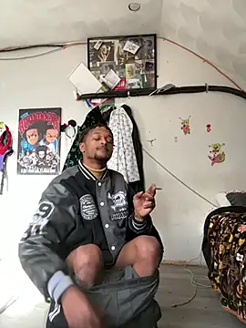 Snapshot of rayyymack chatting on 01-09-25, 06:47 rayyymack online show from 01-09-25, 06:47