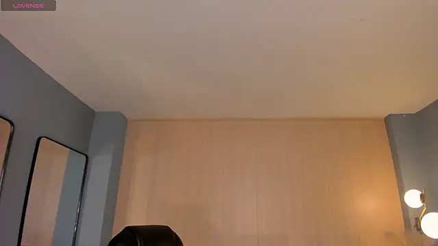 ValeriaRiveraX online show from 02-12-26, 04:18