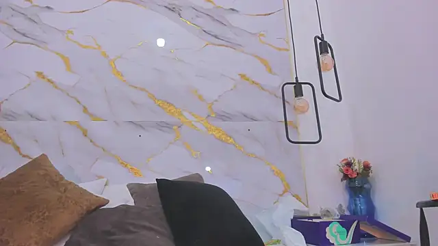 penelope handaos online show from 02-14-25, 04:47