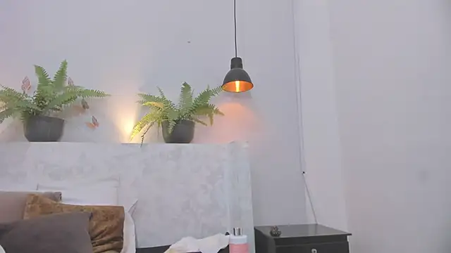 penelope handaos online show from 03-17-25, 04:51