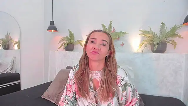 penelope handaos online show from 03-21-25, 06:38