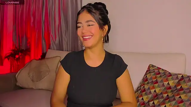 Snapshot of azzahara069 chatting on 01-09-25, 02:43 azzahara069 online show from 01-09-25, 02:43