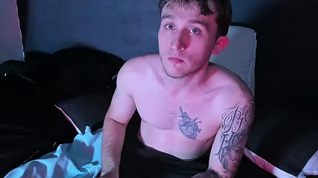 Dylanwhite23  online show from 10-26-25, 01:11