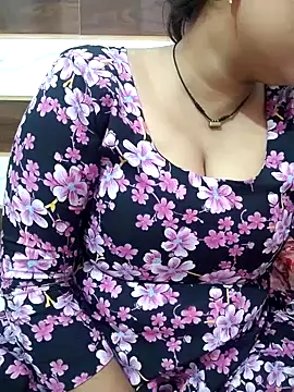 Indian-Nazia online show from 10-13-25, 06:35