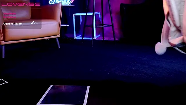 JoooJo  online show from 01-17-25, 07:05