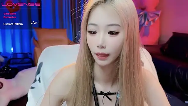 JoooJo  online show from 03-21-25, 08:08