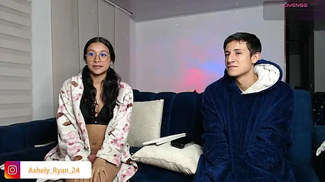 ashely ryan24 online show from 01-28-25, 02:21