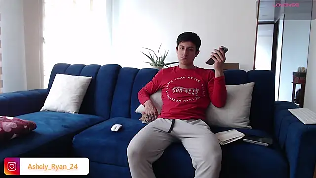 ashely ryan24 online show from 02-16-25, 09:38