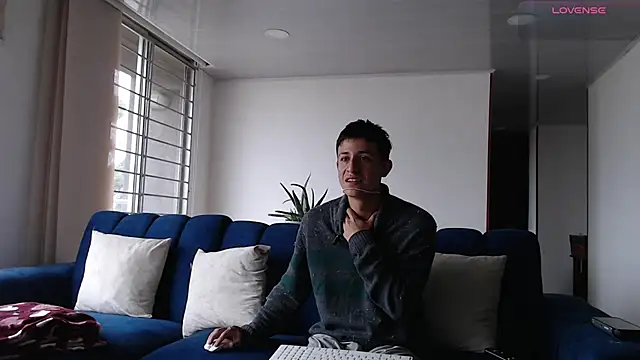 ashely ryan24 online show from 03-11-25, 12:50