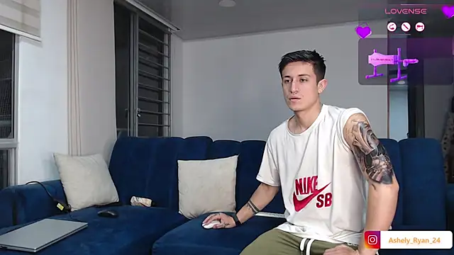 ashely ryan24 online show from 09-13-25, 12:32