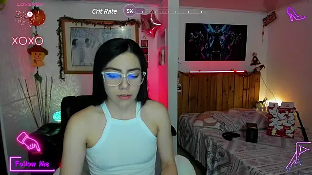 LauGrayJ online show from 01-06-25, 06:03