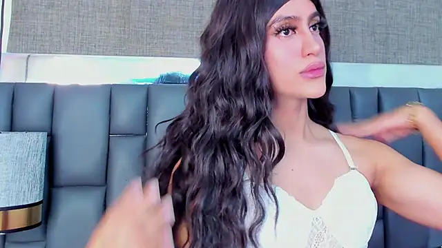 Snapshot of _cat_18 chatting on 12-15-24, 08:58  cat 18 online show from 12-15-24, 08:58