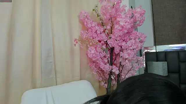 Snapshot of _cat_18 chatting on 03-21-25, 05:12  cat 18 online show from 03-21-25, 05:12