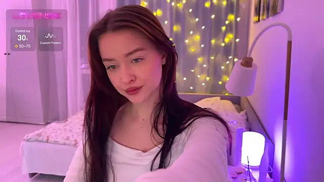 Snapshot of aveme_melissa chatting on 02-09-25, 05:33 aveme melissa online show from 02-09-25, 05:33