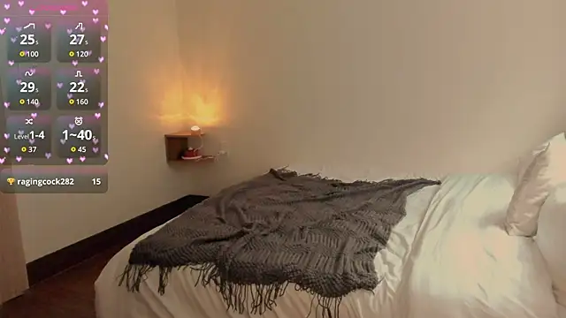 Snapshot of aveme_melissa chatting on 11-11-25, 06:24 aveme melissa online show from 11-11-25, 06:24