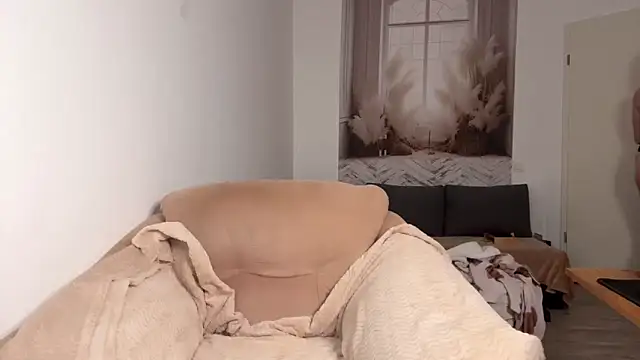 Caliiie-of online show from 10-13-25, 06:35