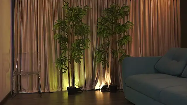 MissKiarra online show from 01-29-25, 05:30