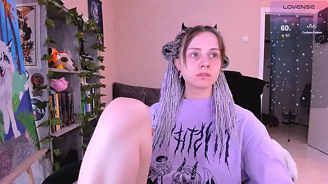 NaniMoore online show from 12-30-24, 08:54