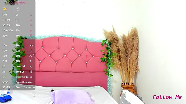 arisha hot online show from 10-22-25, 11:32