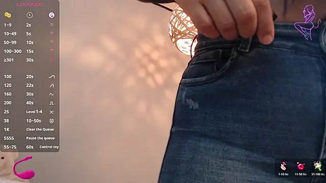 Thayssa ross online show from 11-30-25, 02:43