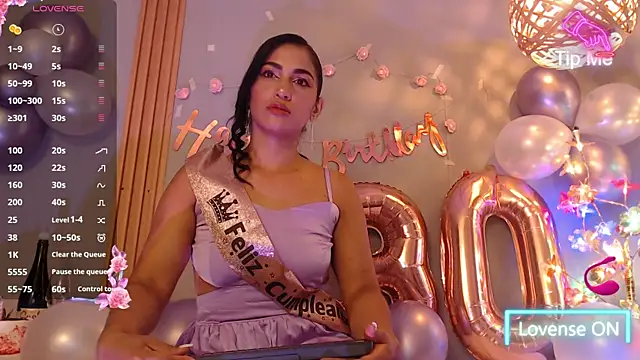 Thayssa ross online show from 04-15-26, 03:30