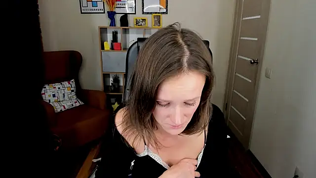 FrancescaCollins online show from 10-20-25, 02:39