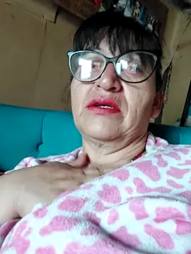 clarita 01 online show from 11-22-25, 11:42