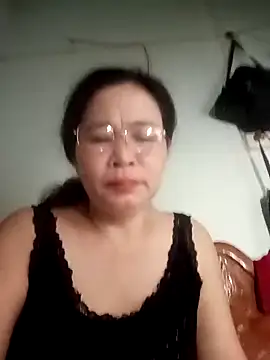 Snapshot of Sexy-asslove90 chatting on 10-18-25, 05:10 Sexy-asslove90 online show from 10-18-25, 05:10