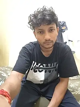 Snapshot of Indiandaddy11 chatting on 07-31-26, 04:01 Indiandaddy11 online show from 07-31-26, 04:01