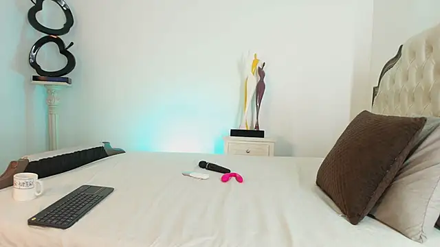 Arya-02 online show from 01-12-26, 11:48