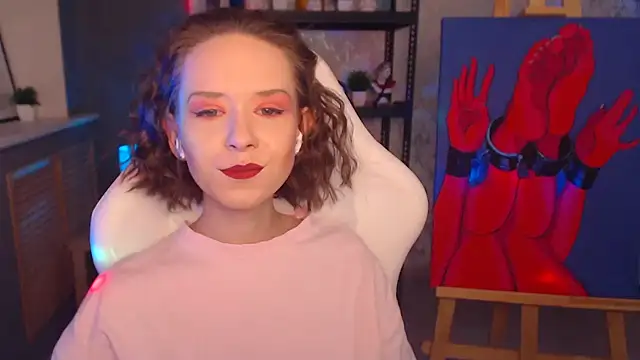 FascinatingEyess online show from 12-29-24, 06:05