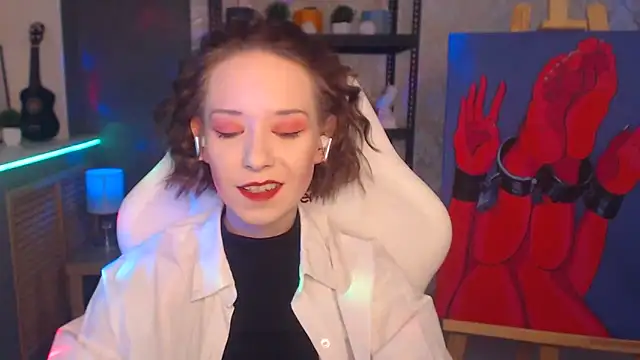 FascinatingEyess online show from 02-25-25, 06:36