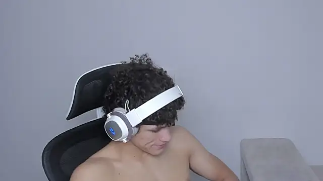 laurent nova online show from 09-25-25, 08:29