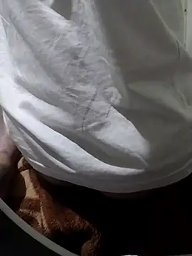 Snapshot of mantequita2 chatting on 10-02-25, 05:36 mantequita2 online show from 10-02-25, 05:36