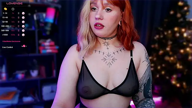 Snapshot of The_Full_Red_Moon chatting on 12-25-24, 11:33 The Full Red Moon online show from 12-25-24, 11:33