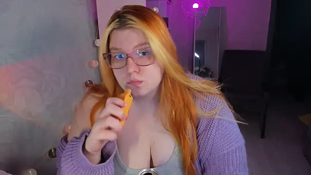 Snapshot of Melissa_Purr chatting on 04-23-26, 06:43 Melissa Purr online show from 04-23-26, 06:43