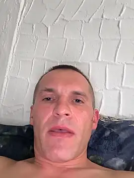 Snapshot of AttractiveSilk5 chatting on 10-05-25, 03:32 AttractiveSilk5 online show from 10-05-25, 03:32