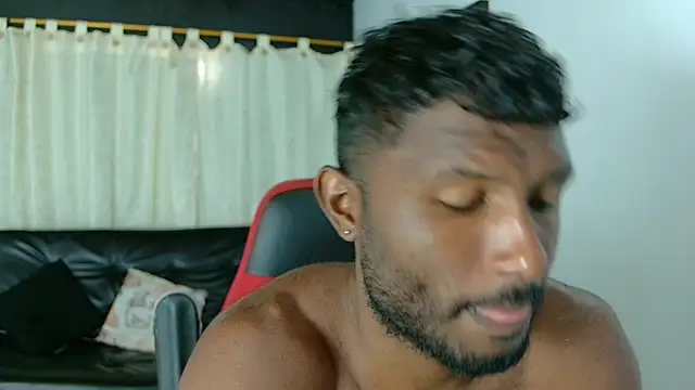 Black indiian online show from 09-29-25, 03:17