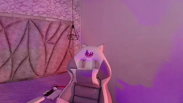 Queen perla  online show from 11-28-25, 12:30