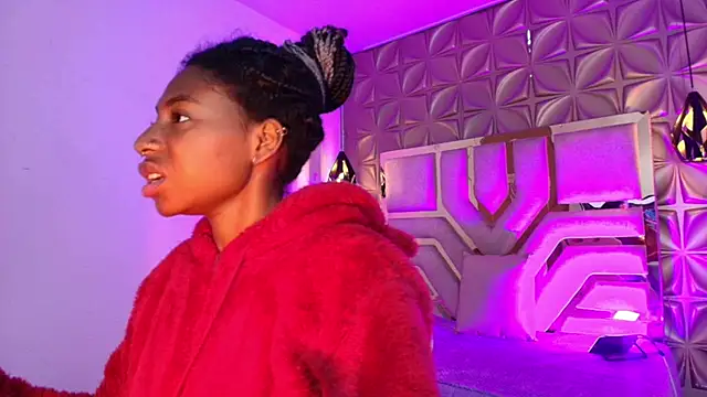 Queen perla  online show from 02-28-26, 12:17