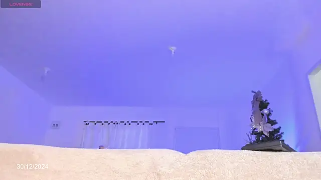 Angel camm online show from 12-31-24, 03:23