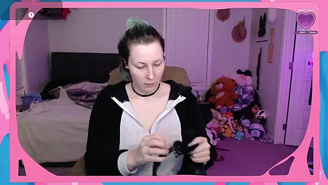 CirqueNoirBlu online show from 10-10-25, 03:38