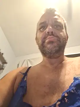 Snapshot of silkstroker6981 chatting on 09-26-25, 12:14 silkstroker6981 online show from 09-26-25, 12:14