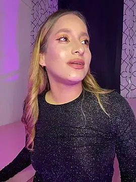 Agnescruzz online show from 03-25-26, 02:06